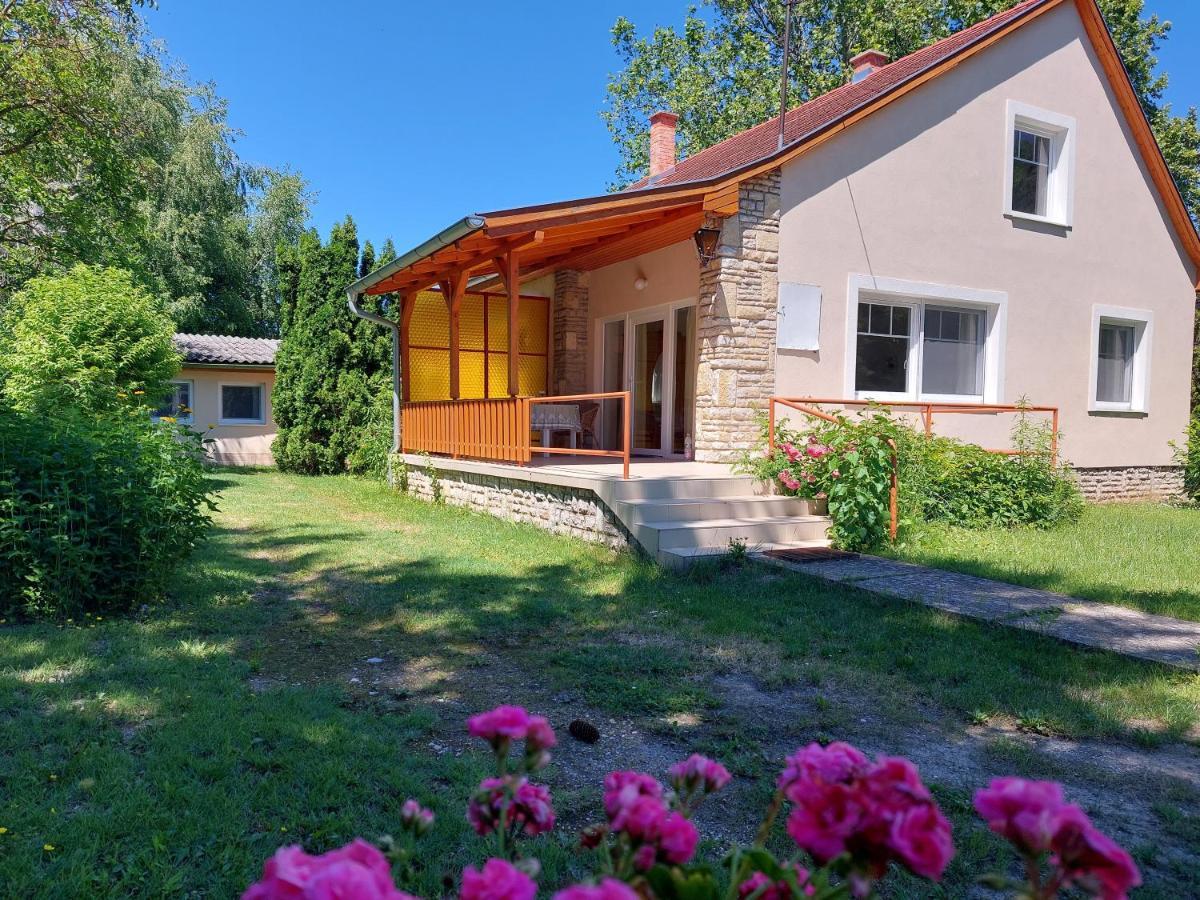 Hostel Zamárdi Zewnętrze zdjęcie