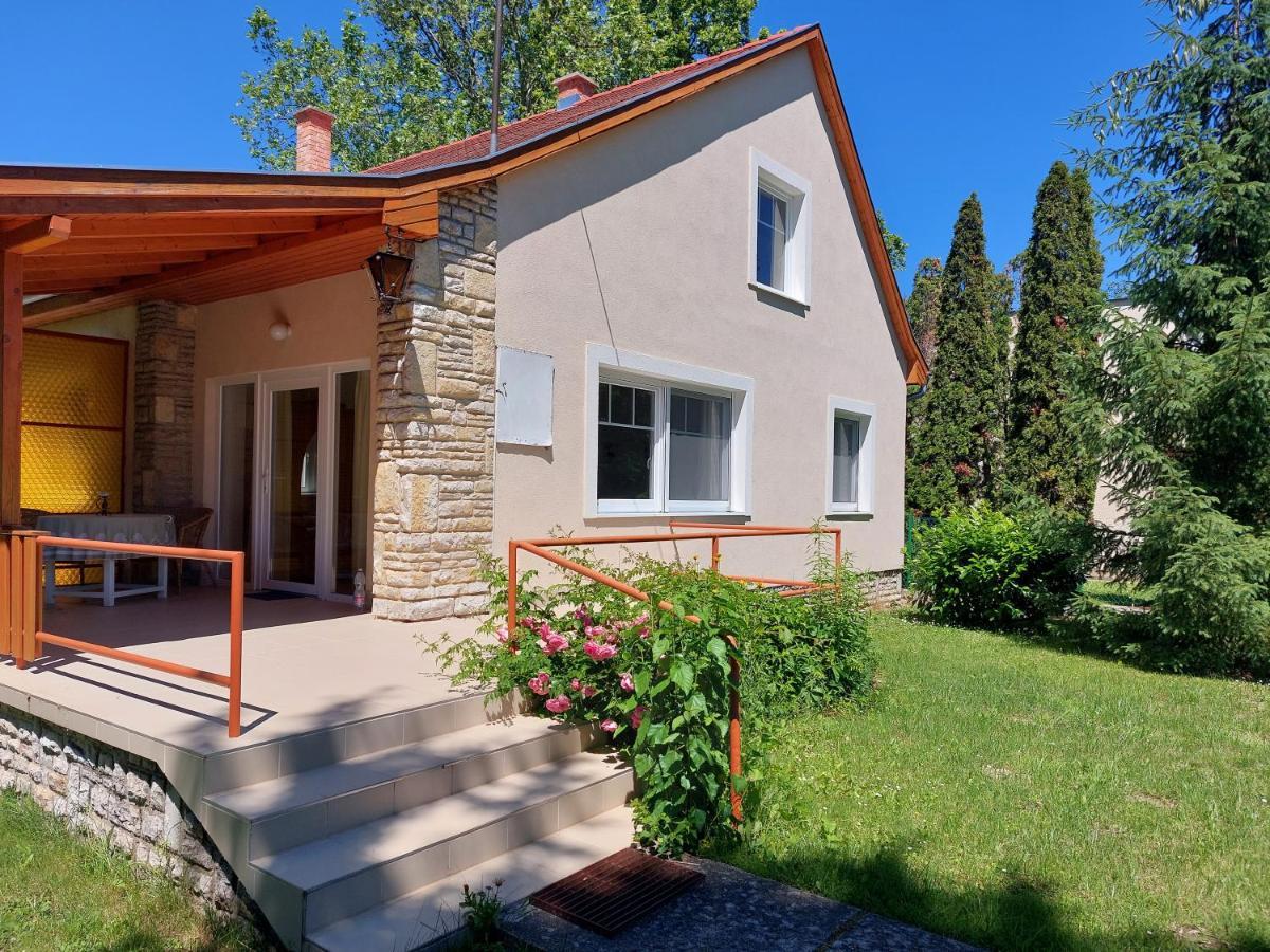 Hostel Zamárdi Zewnętrze zdjęcie